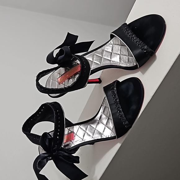 Betsy Johnson Black Sandle Satin Tie Sz.8 - Picture 2 of 7